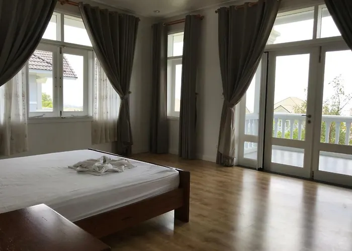 Biệt thự Luxsea *